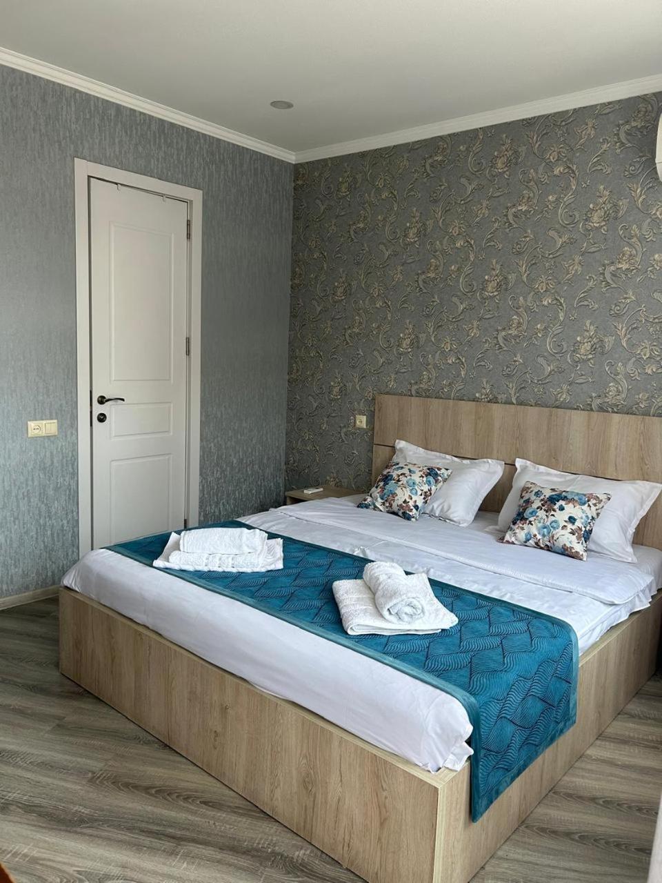 Tbilisi Center Hotel Dış mekan fotoğraf